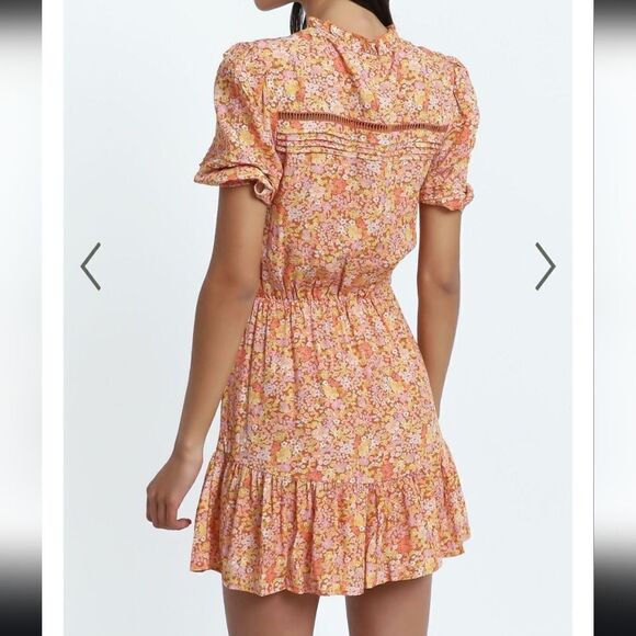 Showpo. Mahalia Mini Dress in Blushing Floral Size 6 - Picture 3 of 12